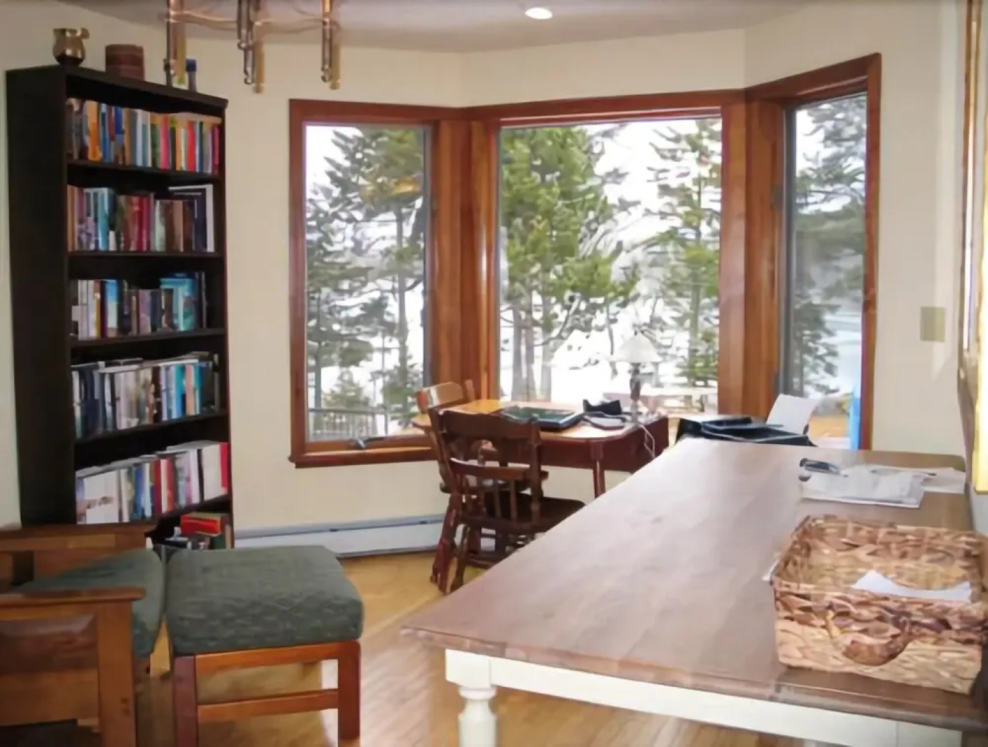 Coves End Surry - Three Bedroom Home with Hot Tub