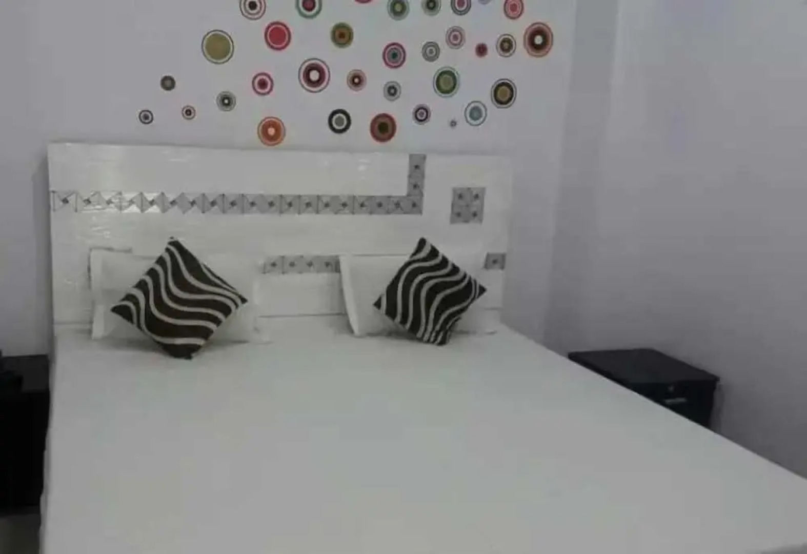 Rajdhani guest house