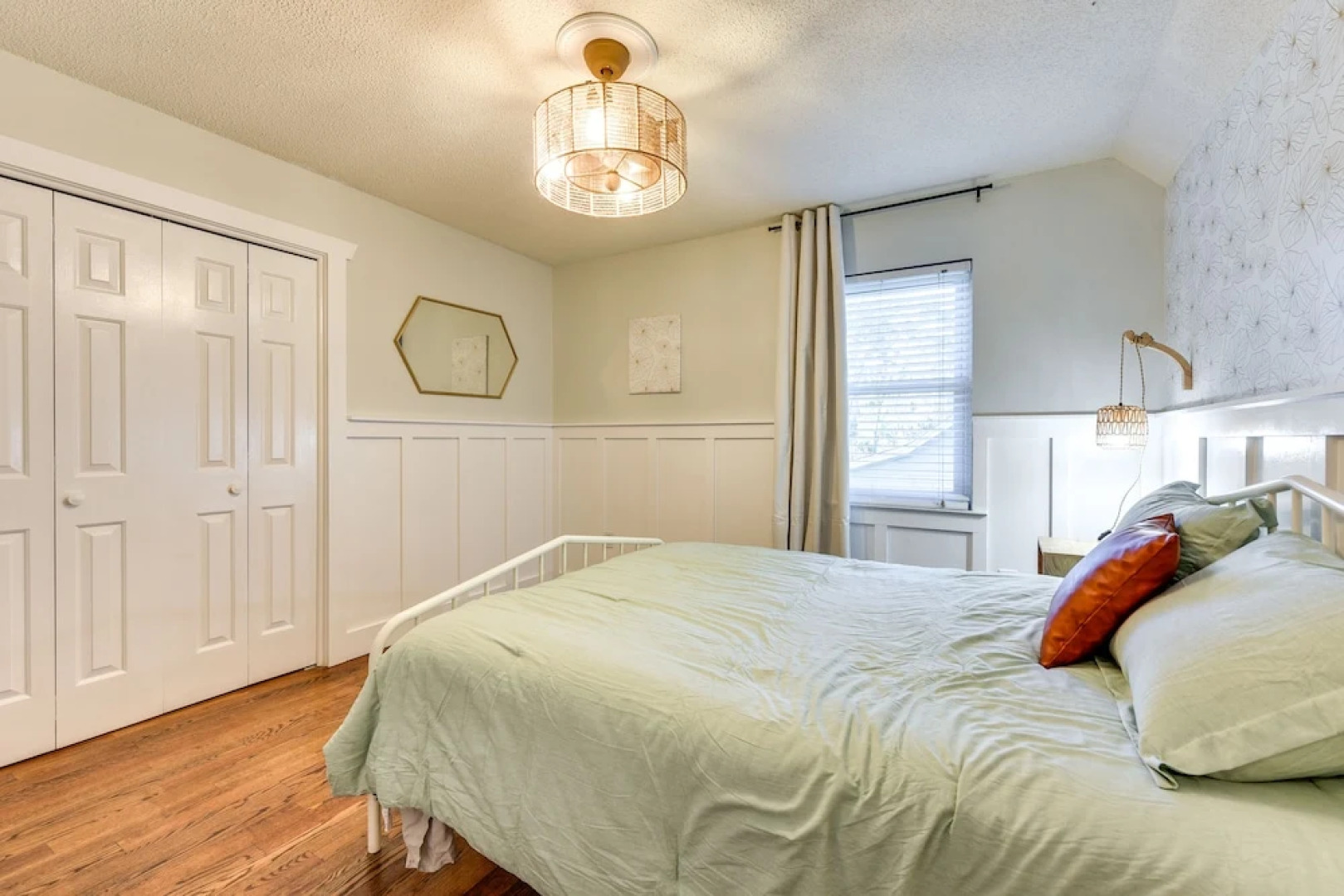 Savannah Home: Close to Bike Trails & Beaches!