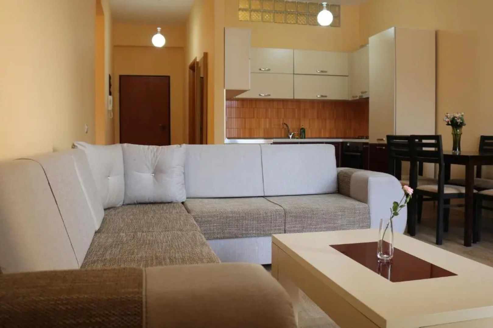 Belleview Apartment 4