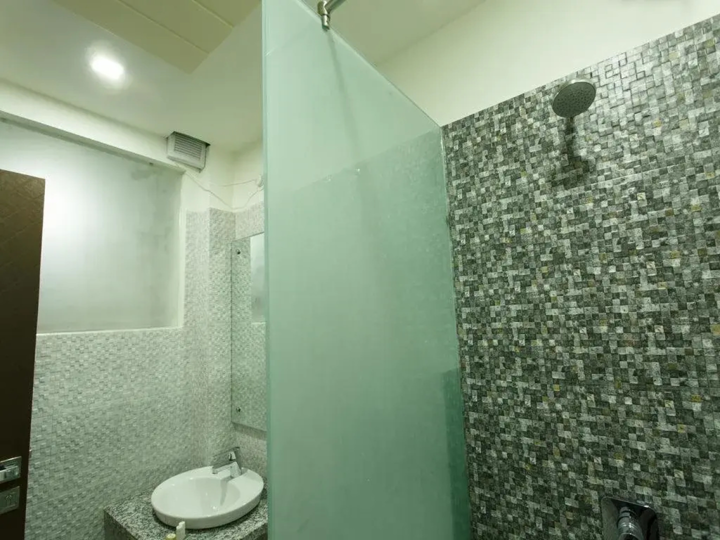 OYO Premium Kotri Circle