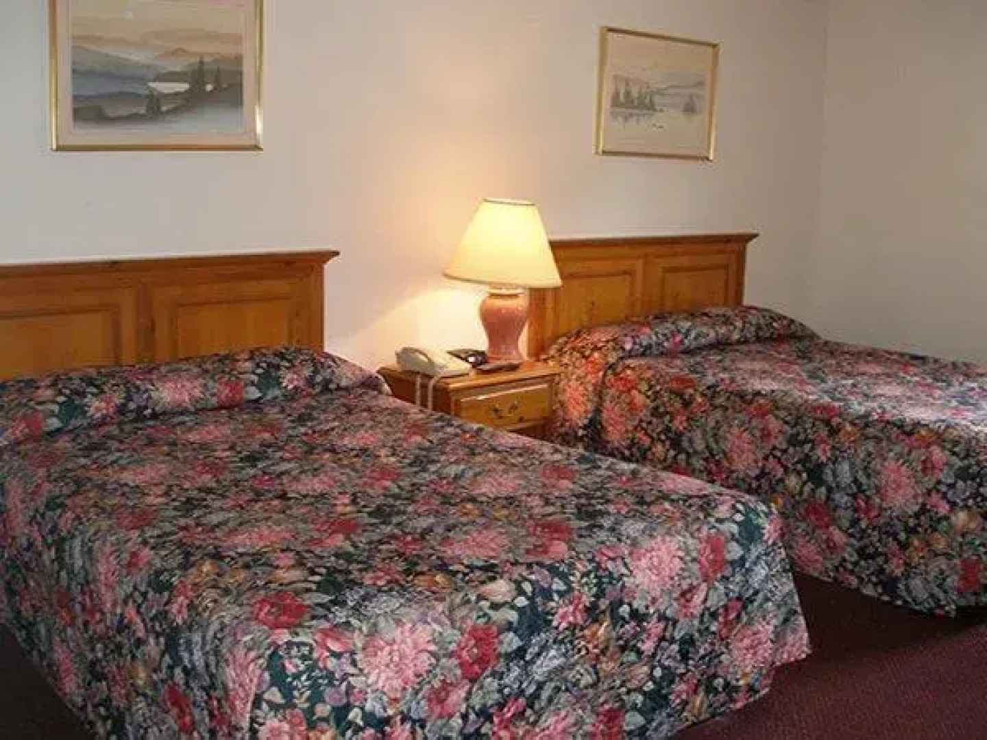 Red Carpet Inn Boone