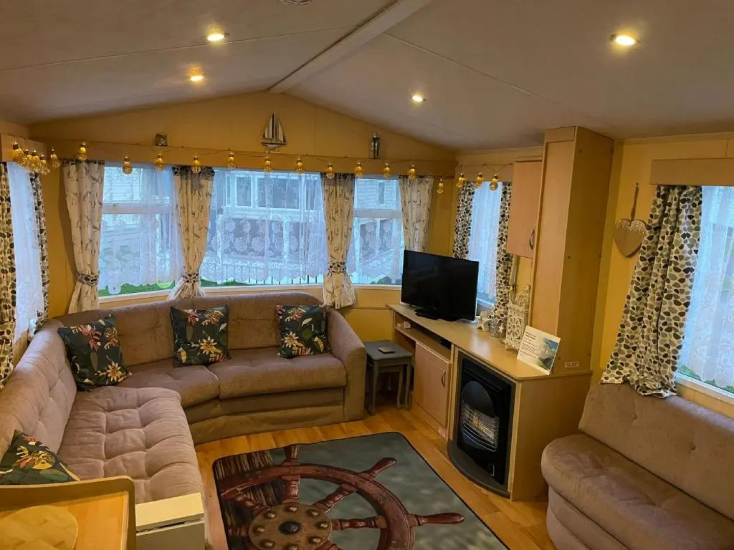54 Family Caravan at Marine Holiday Park, sleeps 4