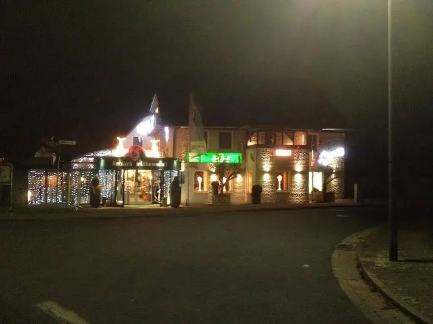 Hotel & Restaurant Bei Baki
