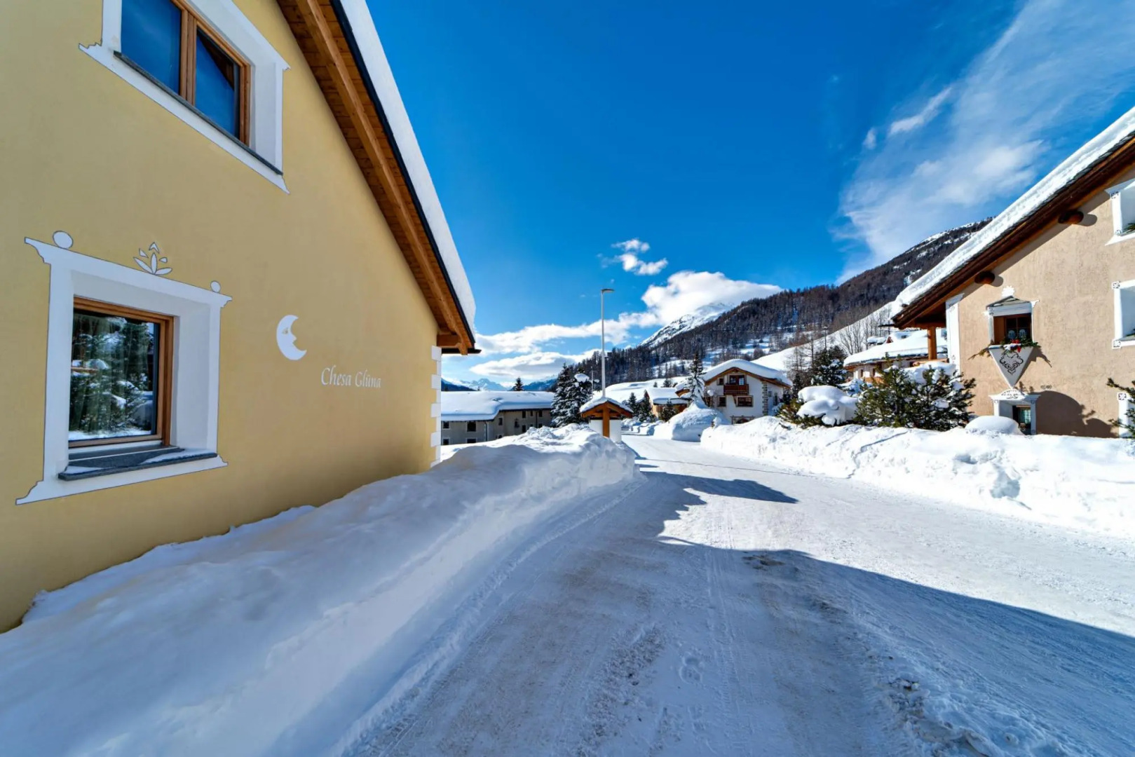 Engadina Chesa Gluna - Madulain