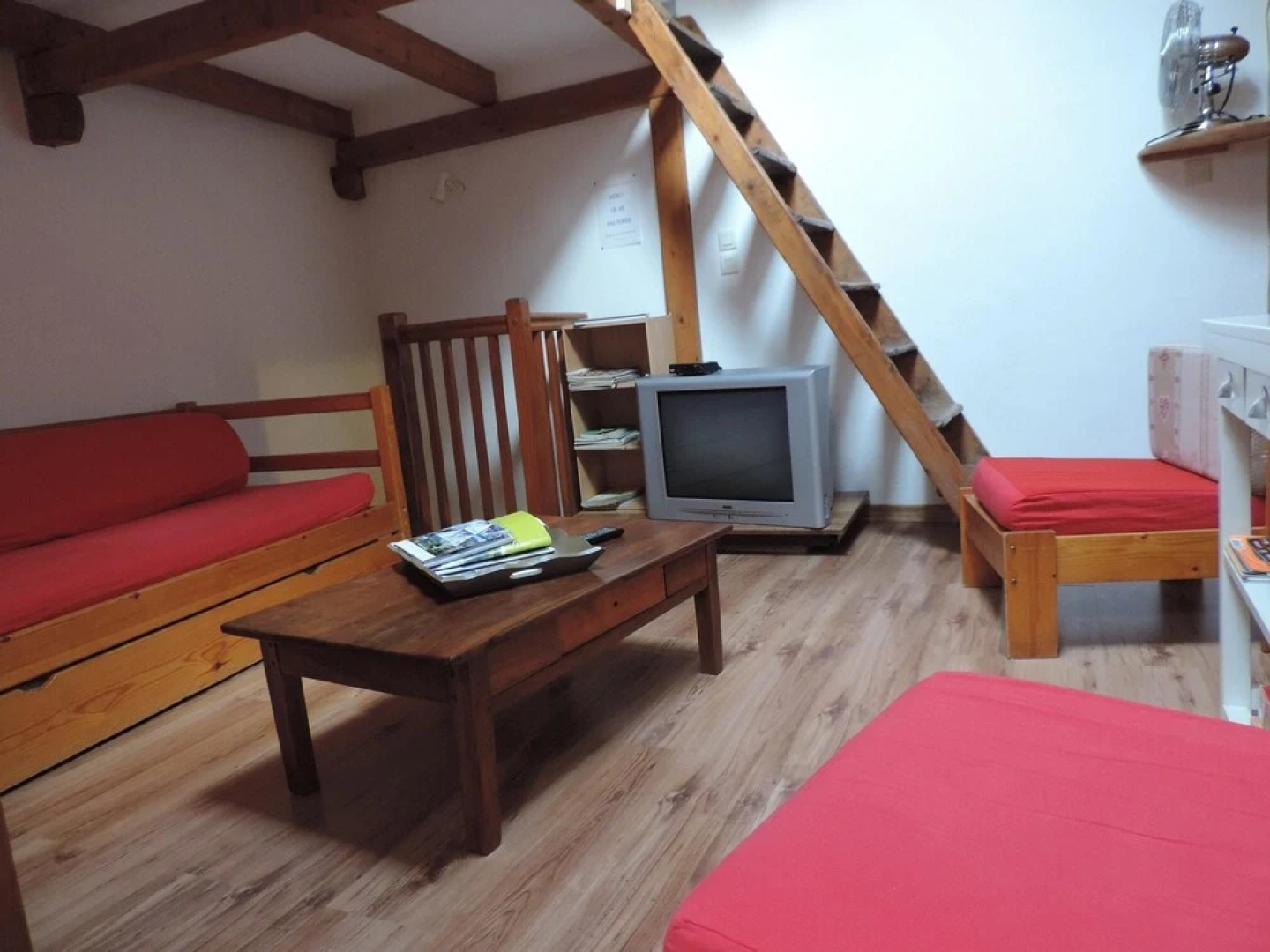 Apartment With 2 Bedrooms in Embrun, With Wifi - 2 km From the Beach