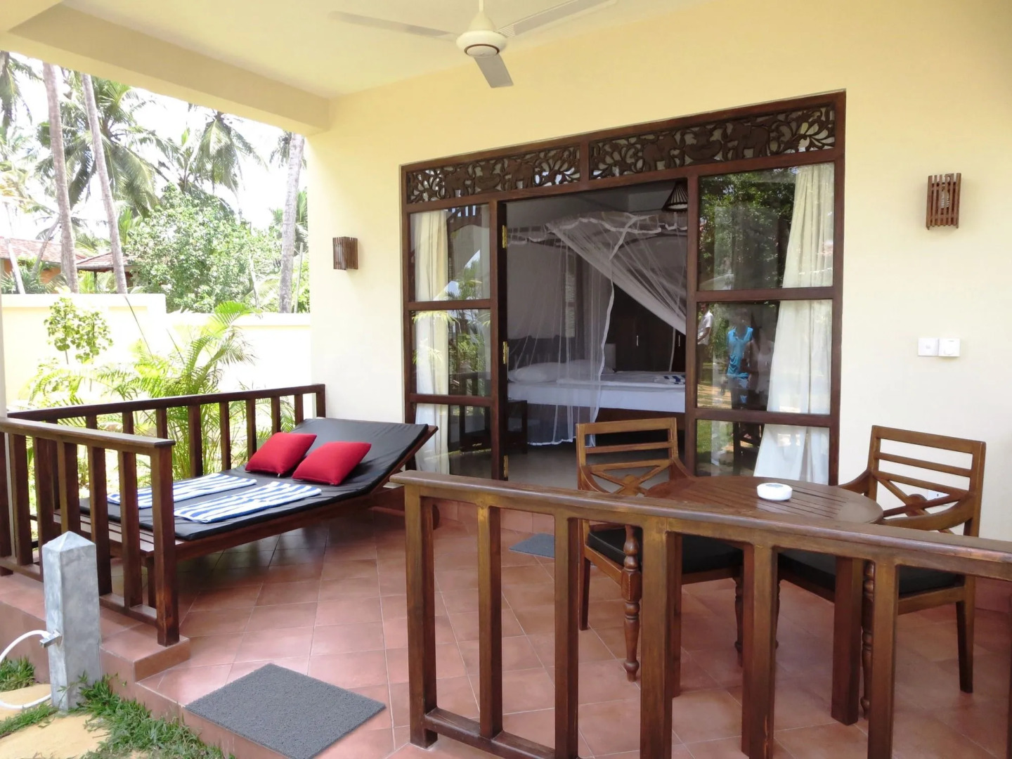 Lanka Beach Bungalows