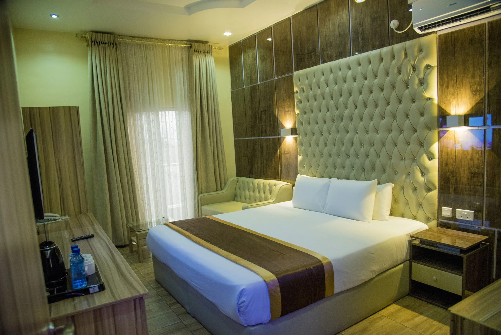 Bedouin Hotel & Suites