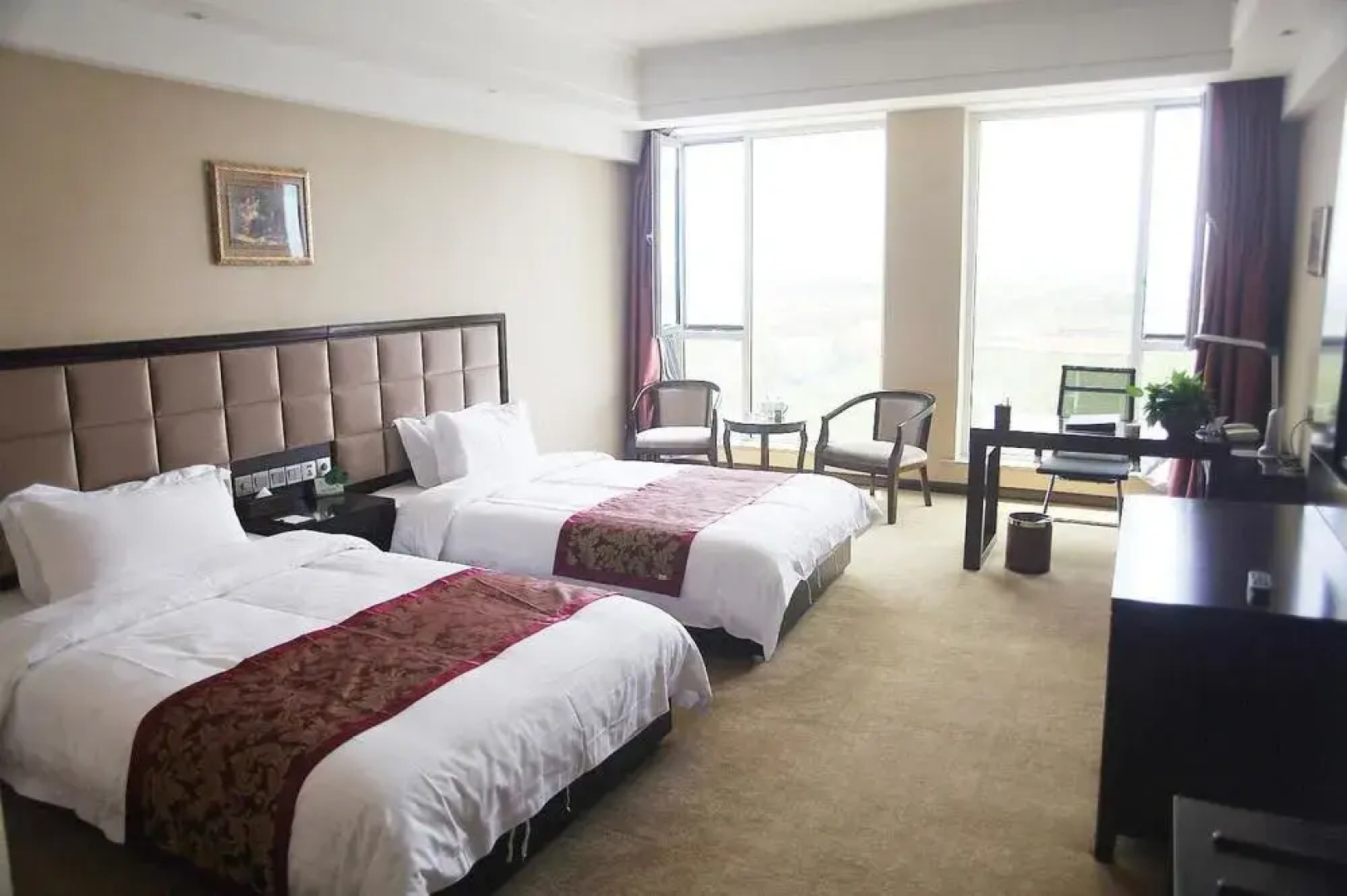 Weishi International Hotel