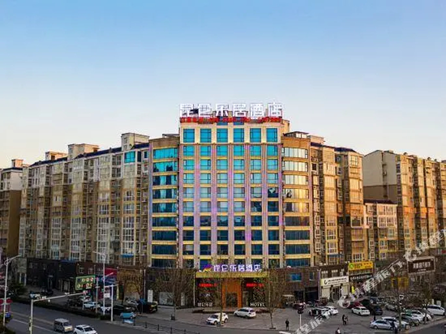 Kunlun Leju Business Hotel (Wenxian)