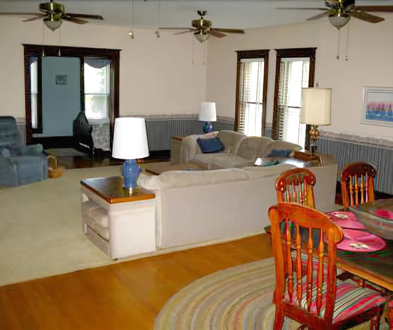 Kuttawa Harbor House