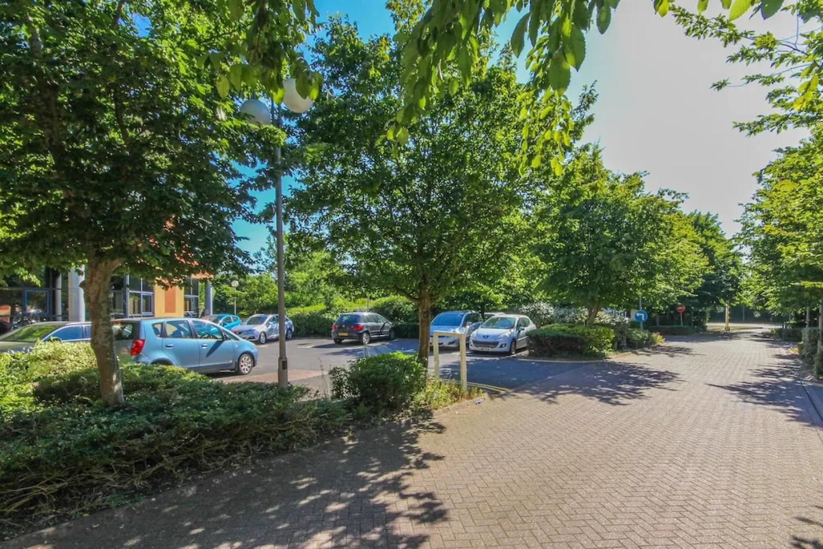 West Swindon Serviced Apartment