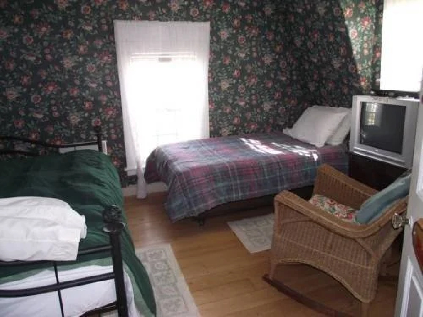 Water Street Lighthouse Bed And Breakfast