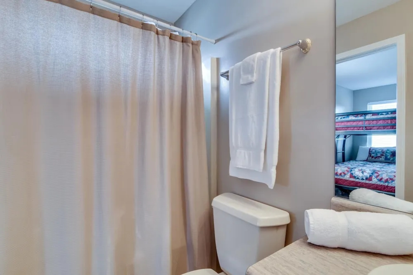 Summer Palace A 2 Bedroom Duplex by RedAwning