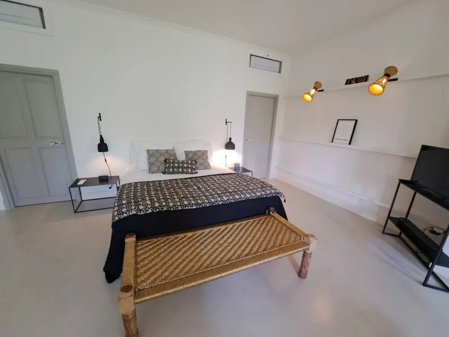 Villa Maillane 18th Century Residence Completely Renovated