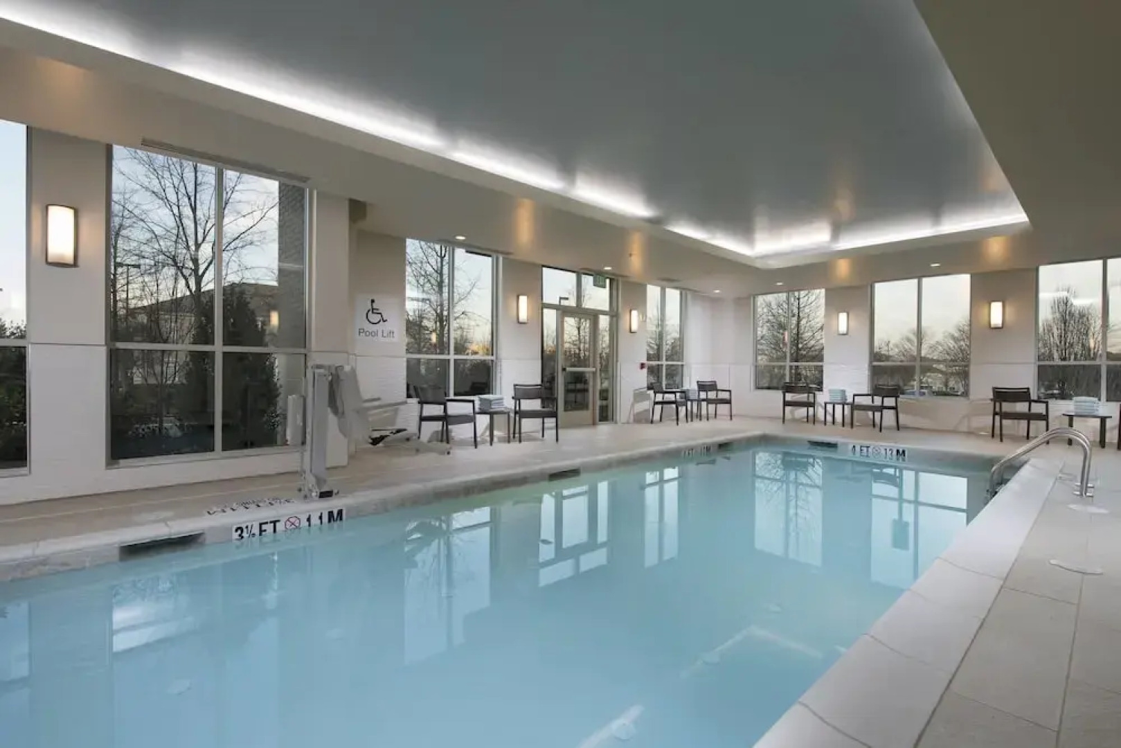 Courtyard Atlanta Alpharetta/Avalon Area