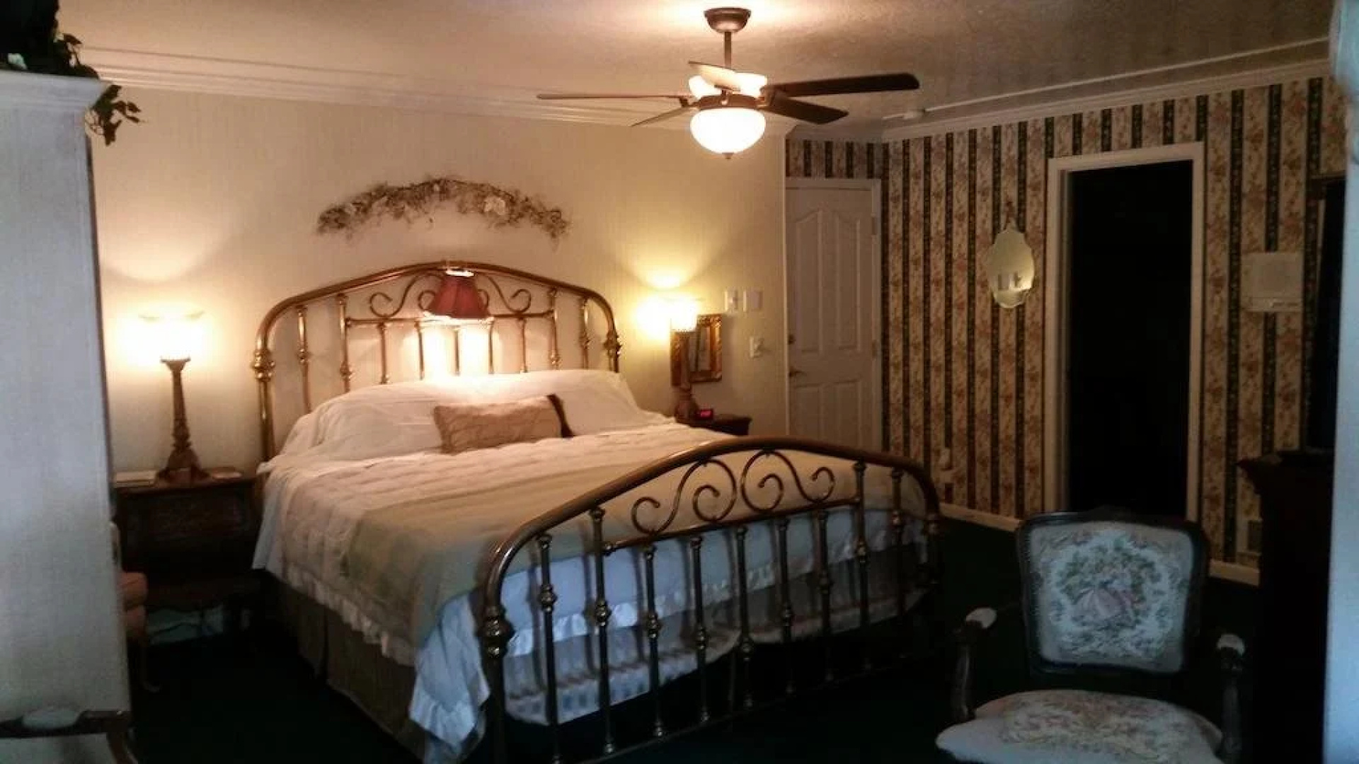 Rooster Hill Short Stay