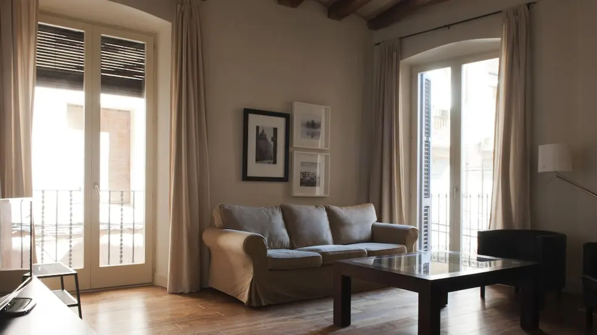 Apartamentos La Fonda