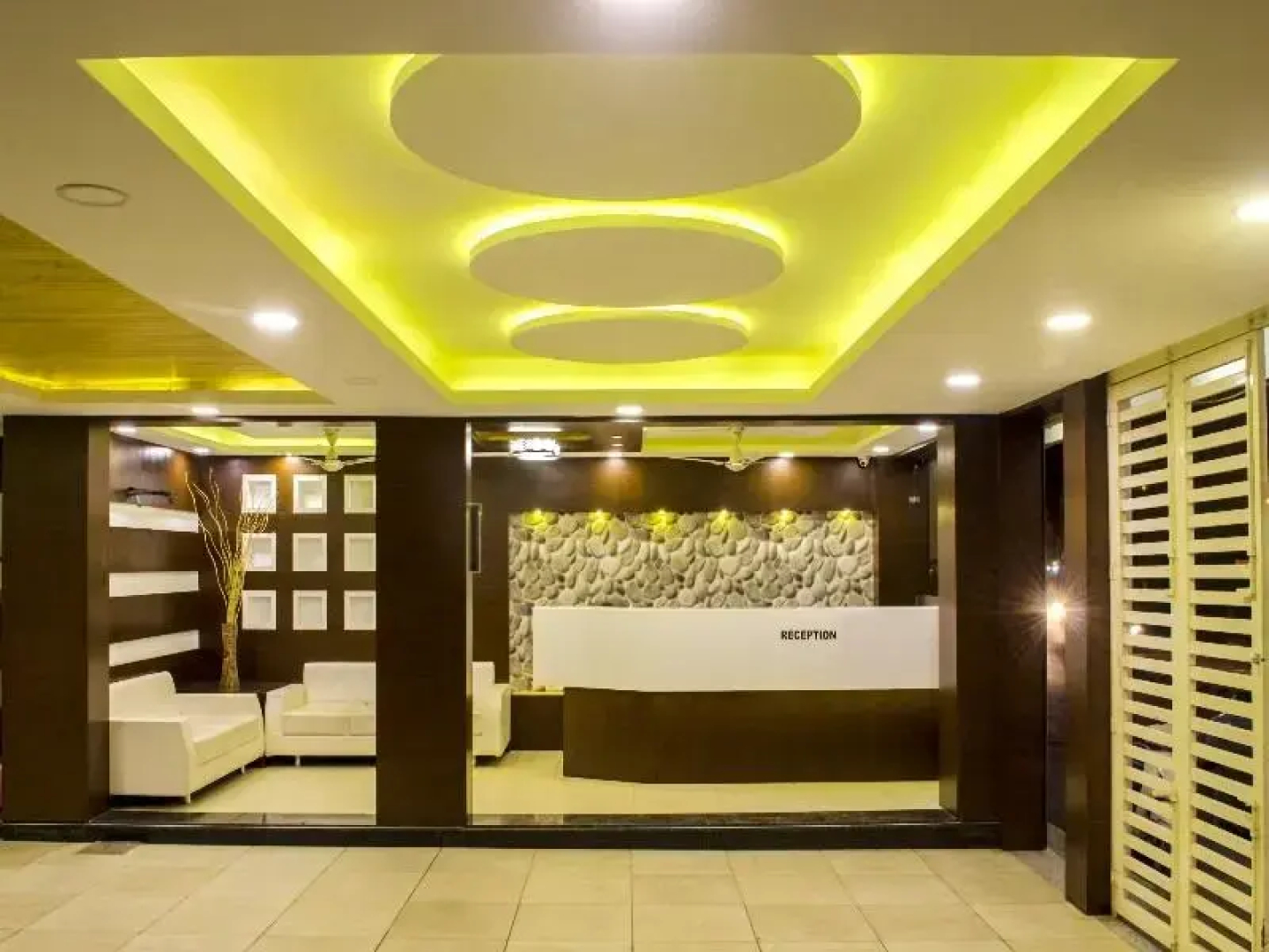Hotel Kalpana Palace