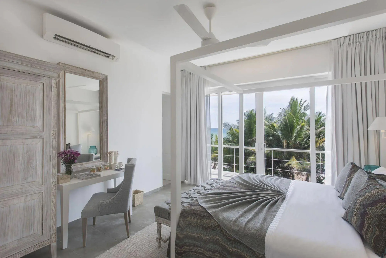 The Sandals By Edwards Collection