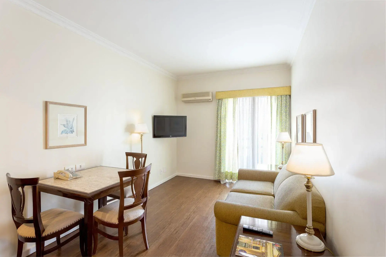 Royal Palm Residence