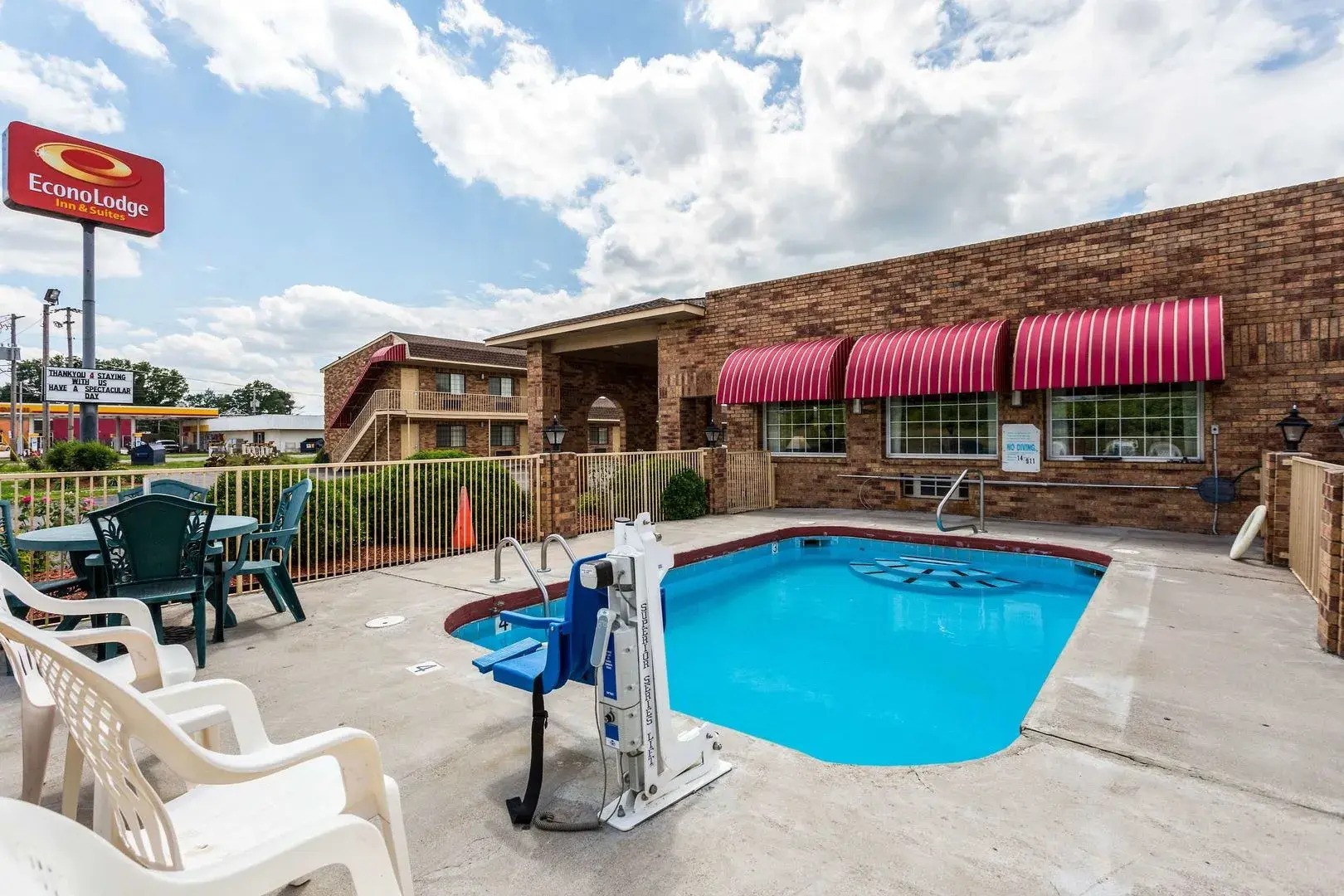 Econo Lodge Inn & Suites Little Rock SW