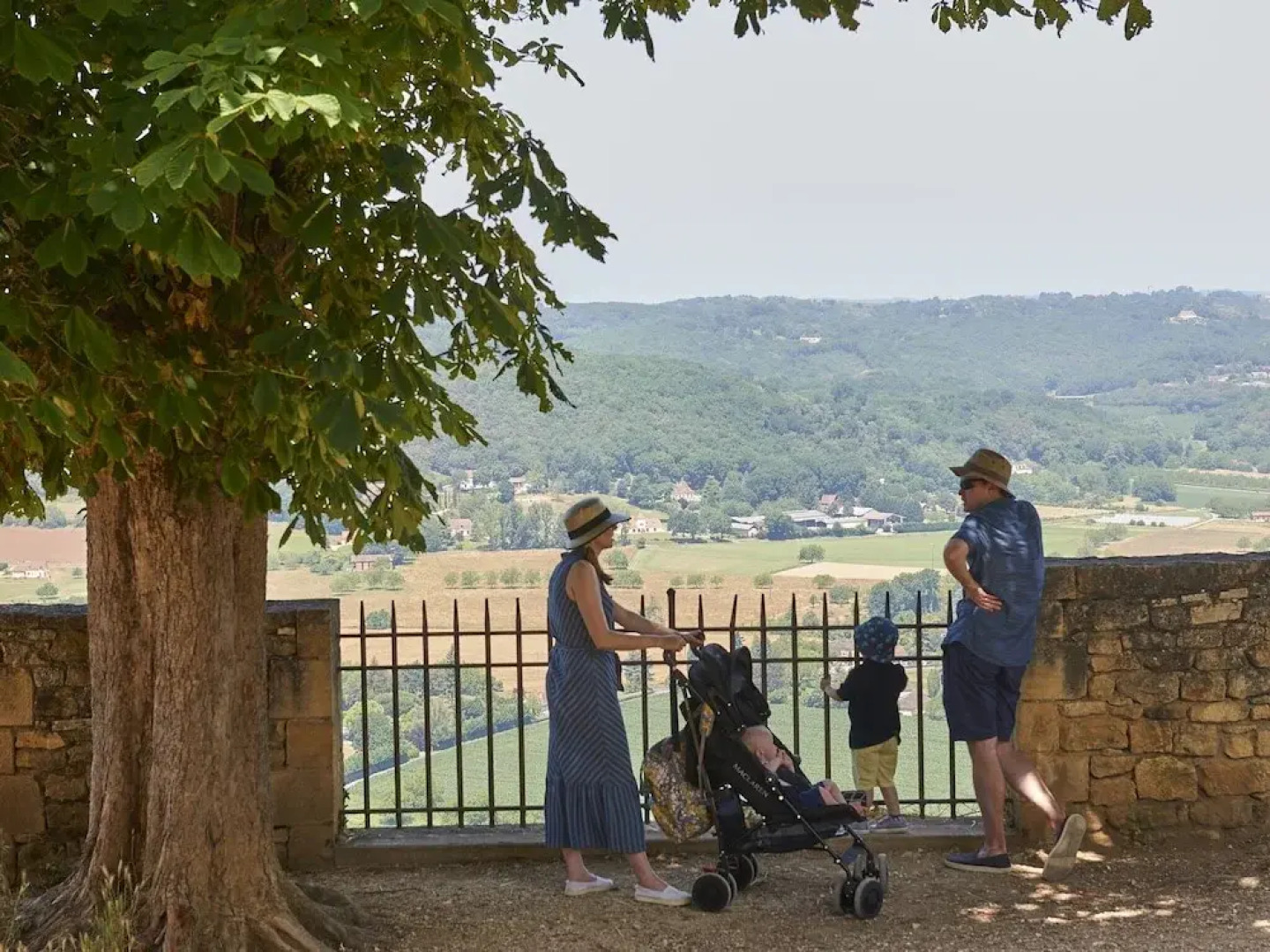 Charming House With a Covered Terrace Near Gourdon