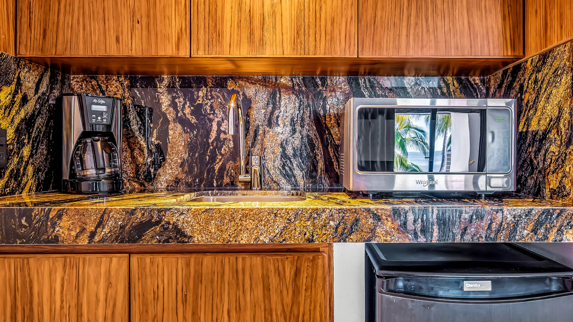 Marboka Hotel & Suites