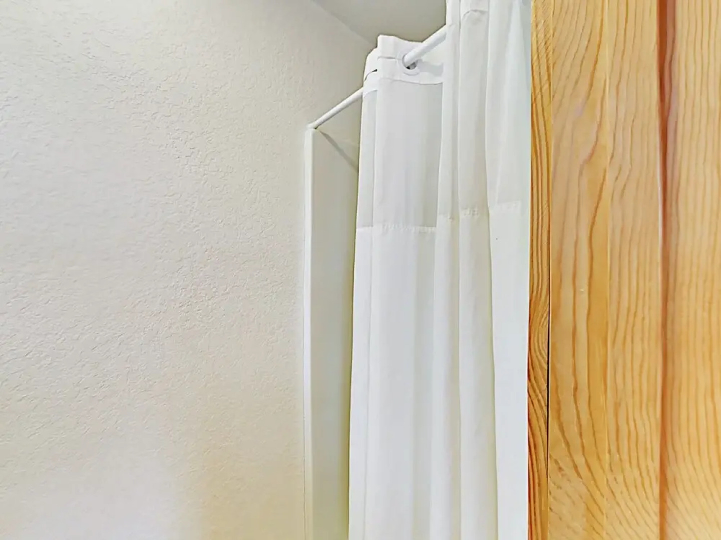 Linger Longer Lodge - 8 Br Home