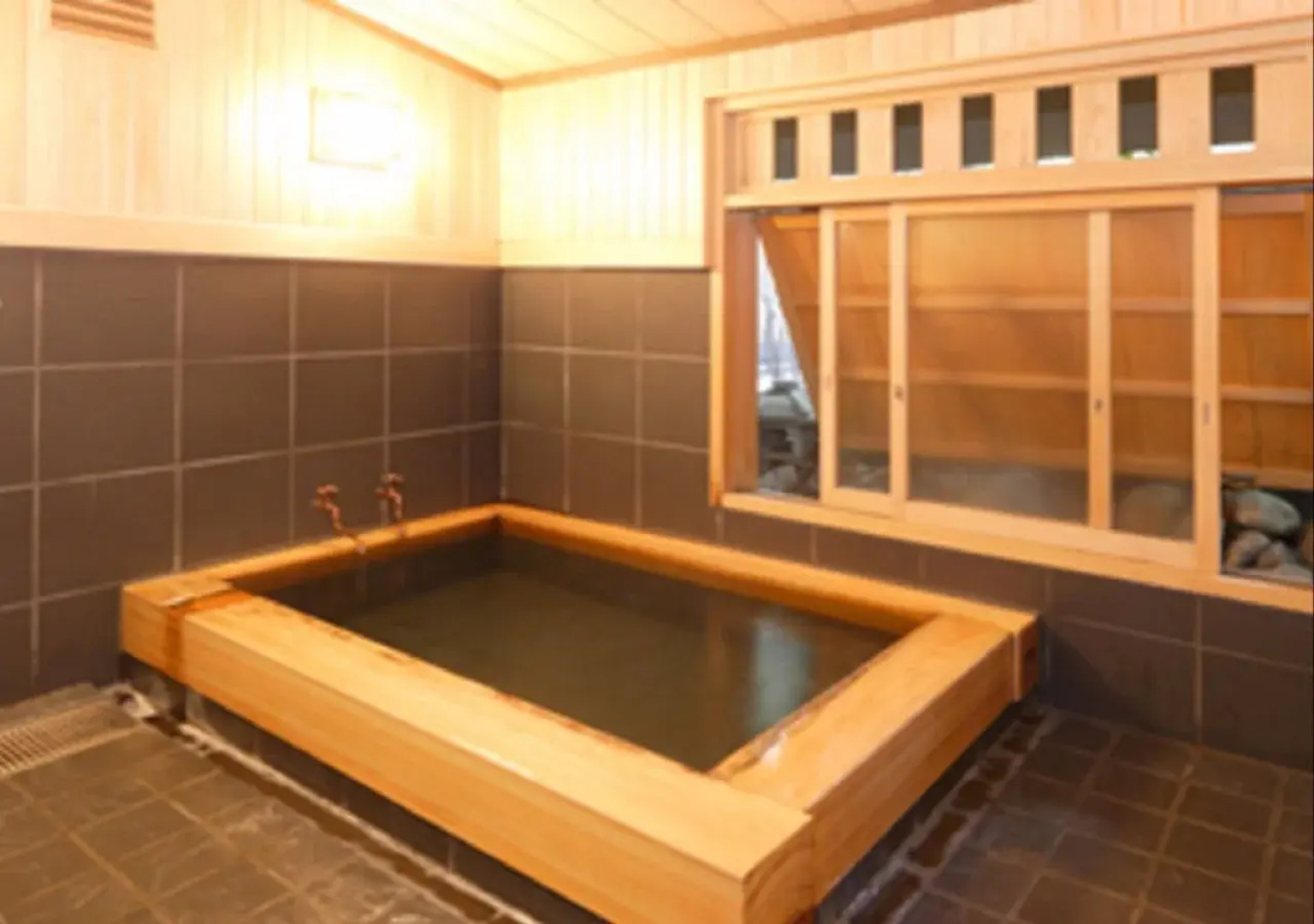 Yufuin Onsen Hinoharu Ryokan
