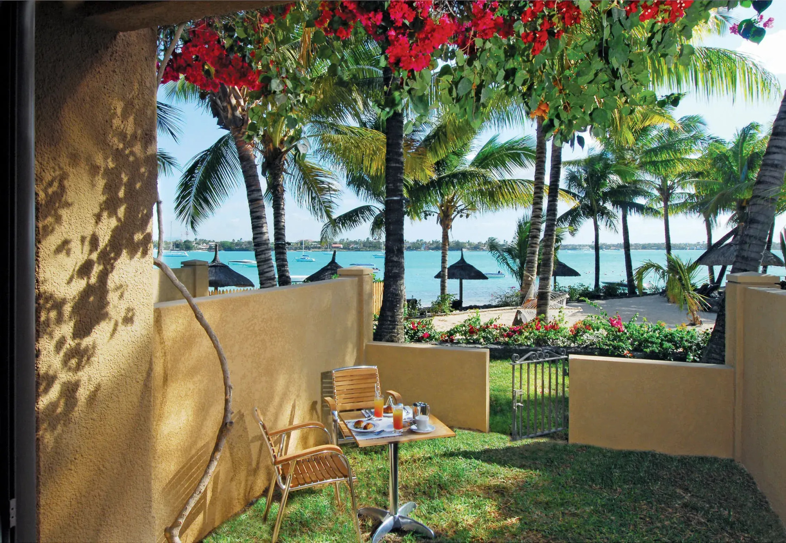 Mauricia Beachcomber Resort & Spa