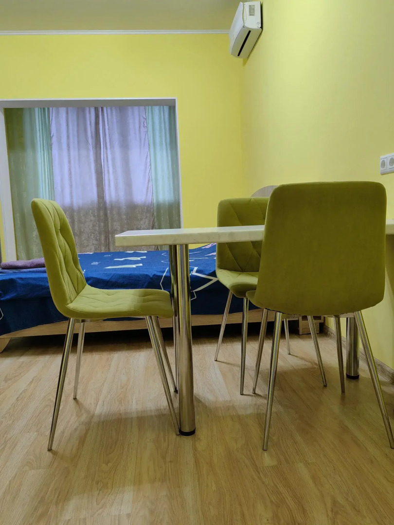 Apart Home Hotel (Апарт Хоум Отель) на улице Русская