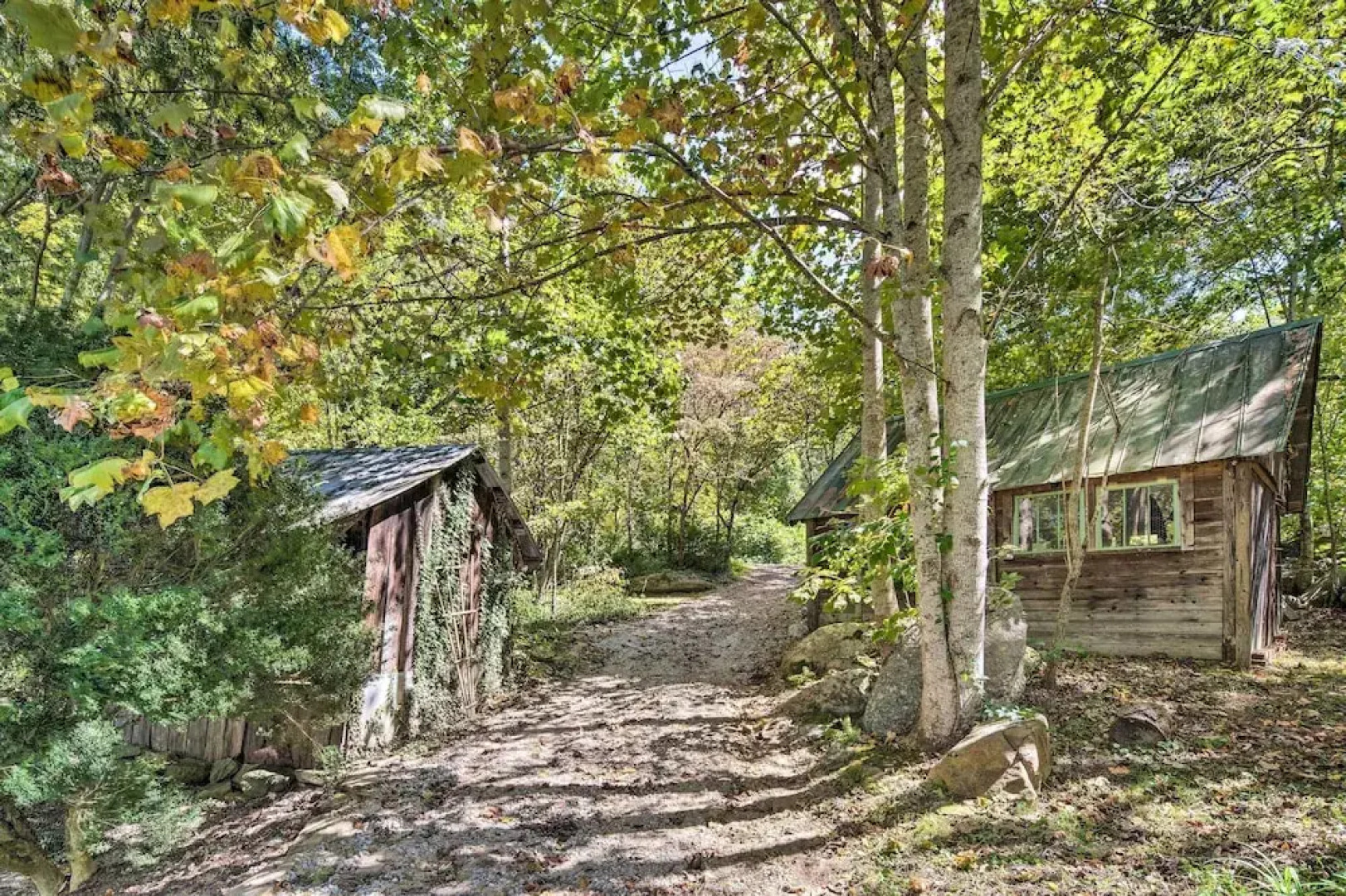 Whimsical Bat Cave Cottage w/ Fire Pit!