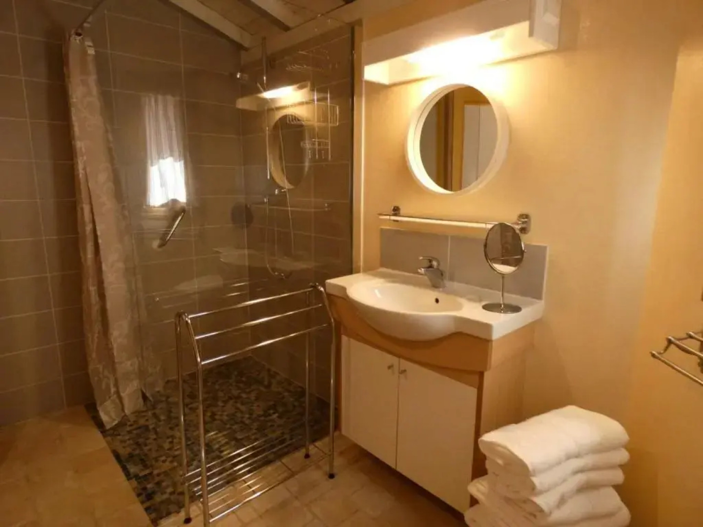 Gîte Pontonx-sur-l'Adour, 1 pièce, 3 personnes - FR-1-360-432