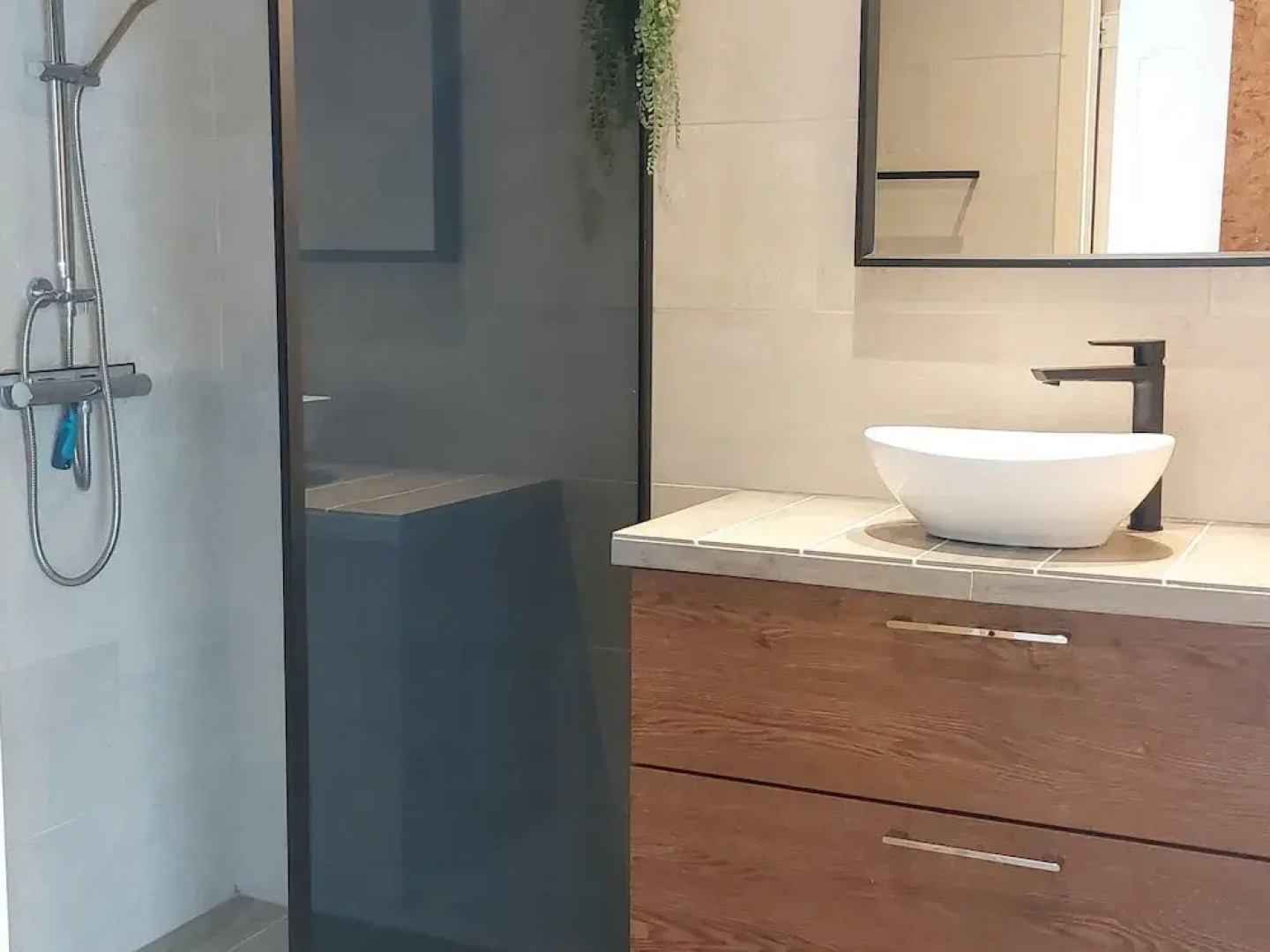 Retreat With Sauna & Games