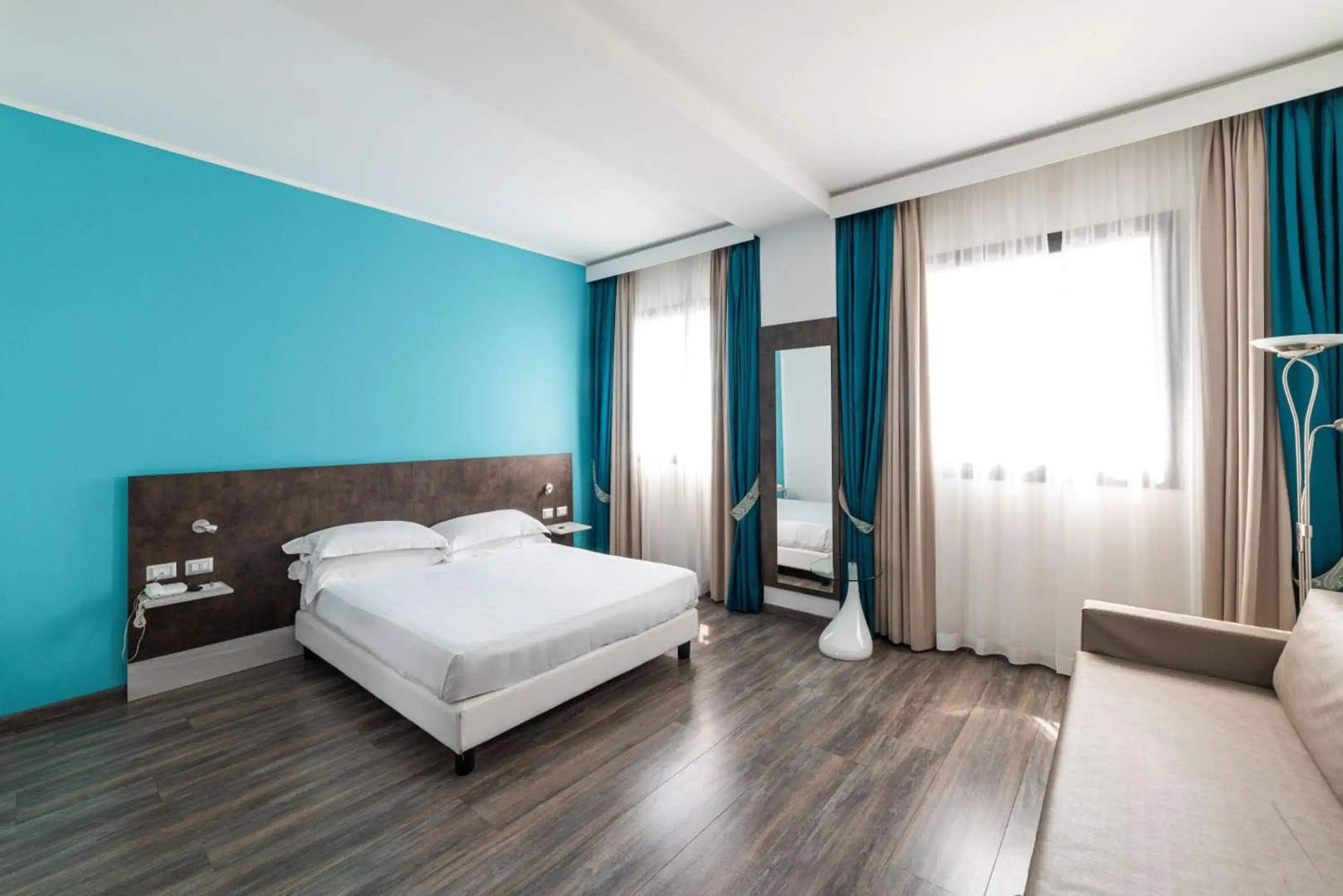 Отель Phi Hotel Milano