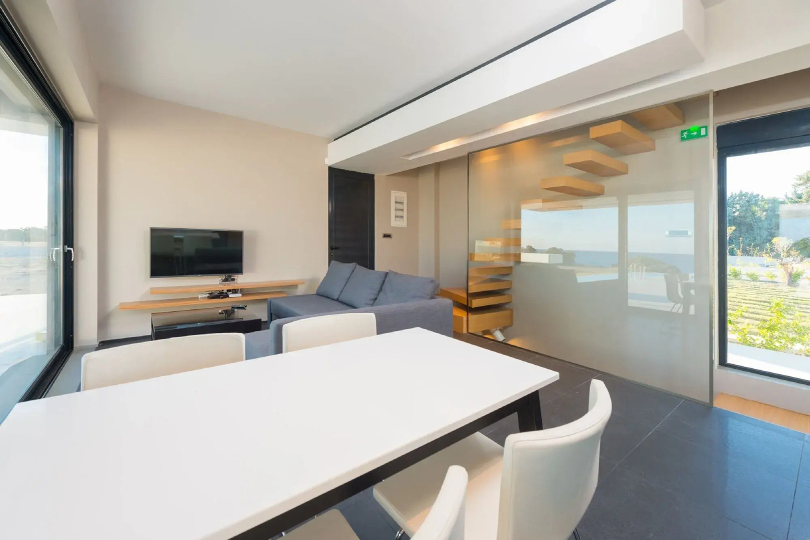 Albatross Beach Front Villas