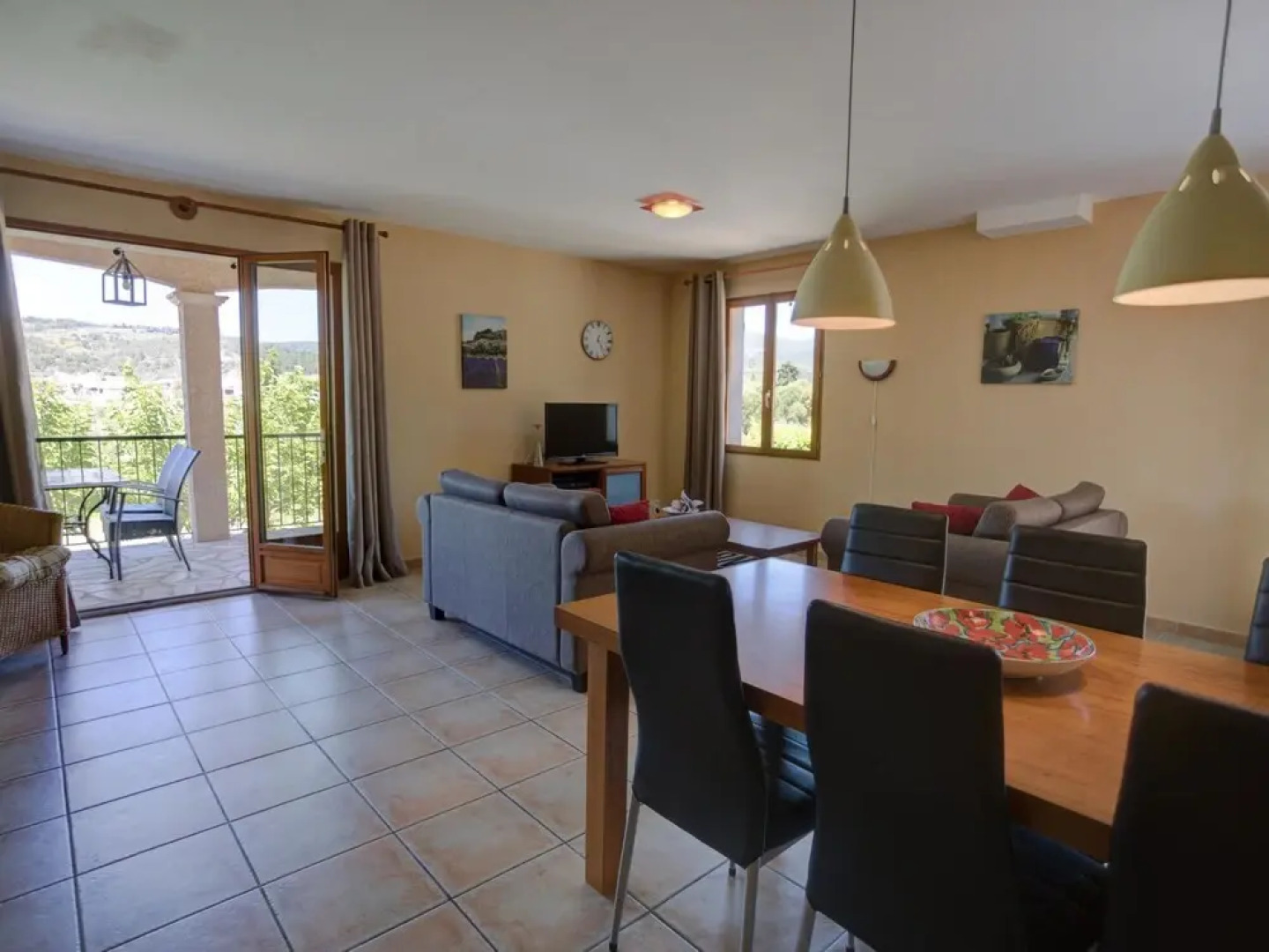 Cosy Villa in Félines-minervois With Swimming Pool