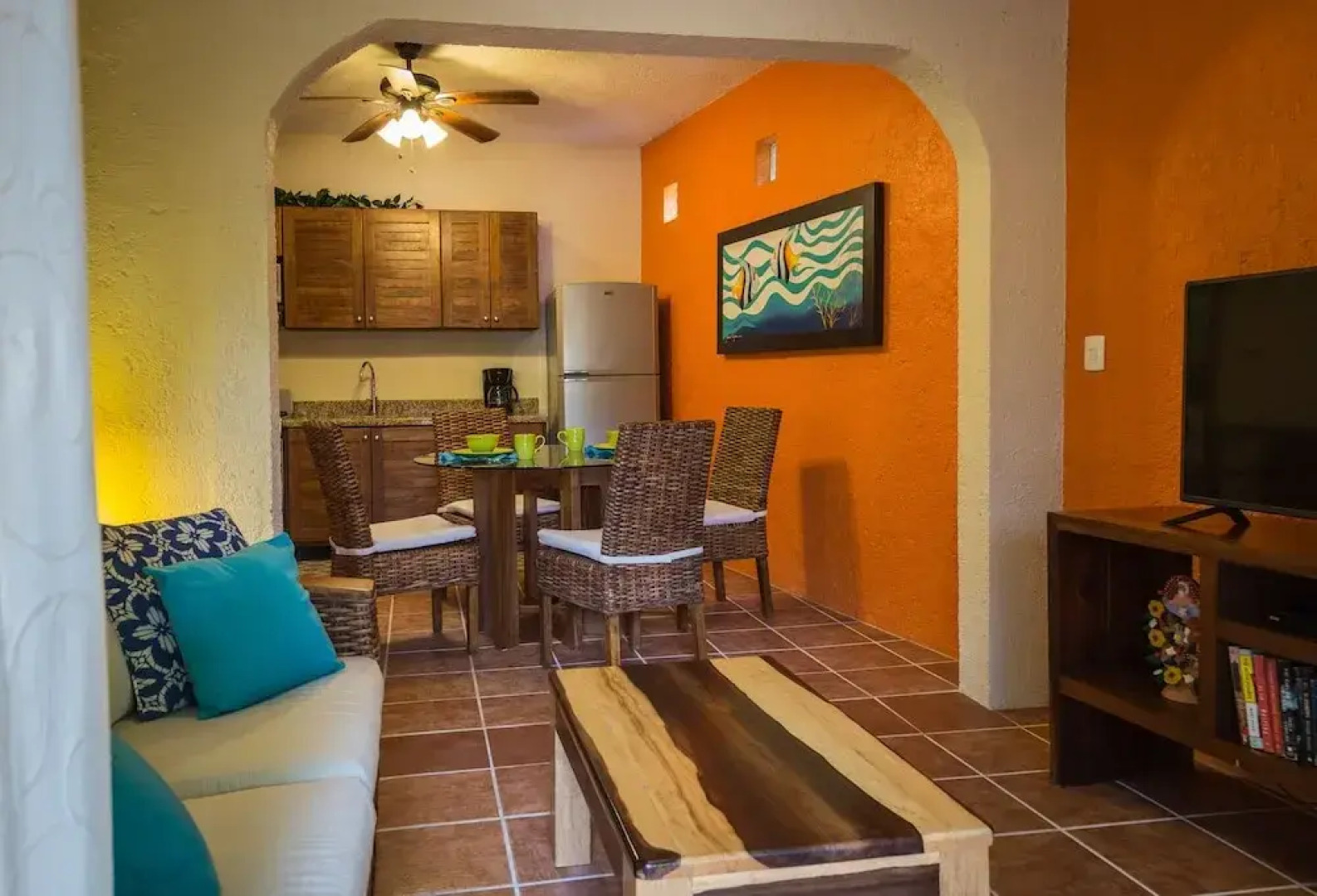 La Buena Vida Suites - Adults Only