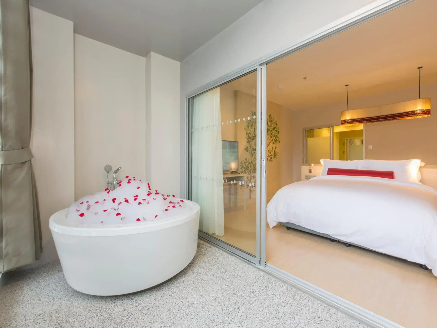 Ramada by Wyndham Phuket Deevana Patong