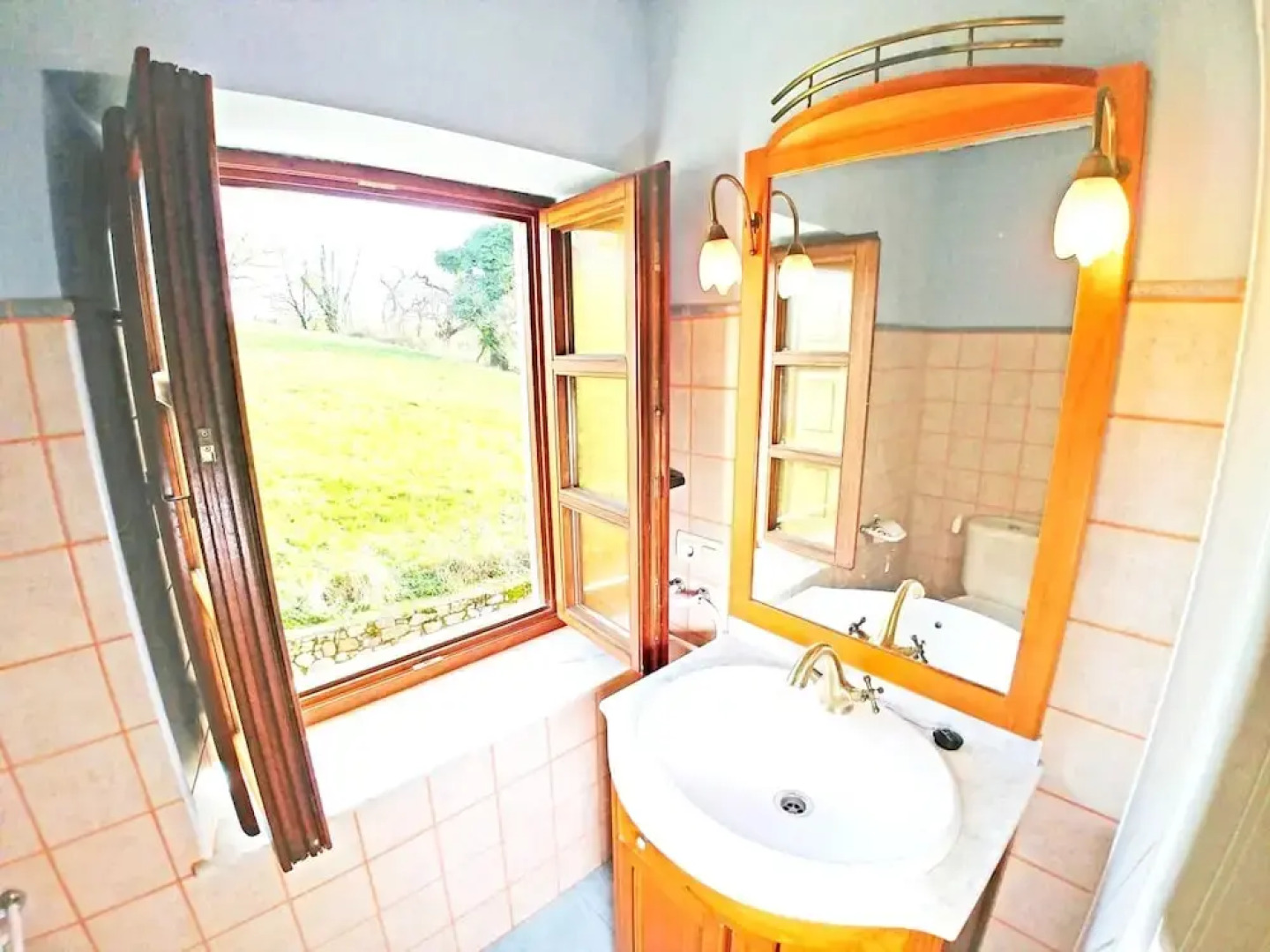 House With 5 Bedrooms in San Román de Villa, With Terrace