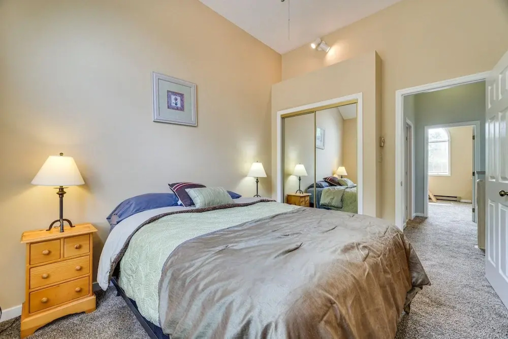 Deck & Pool Access: Lake Harmony Home!