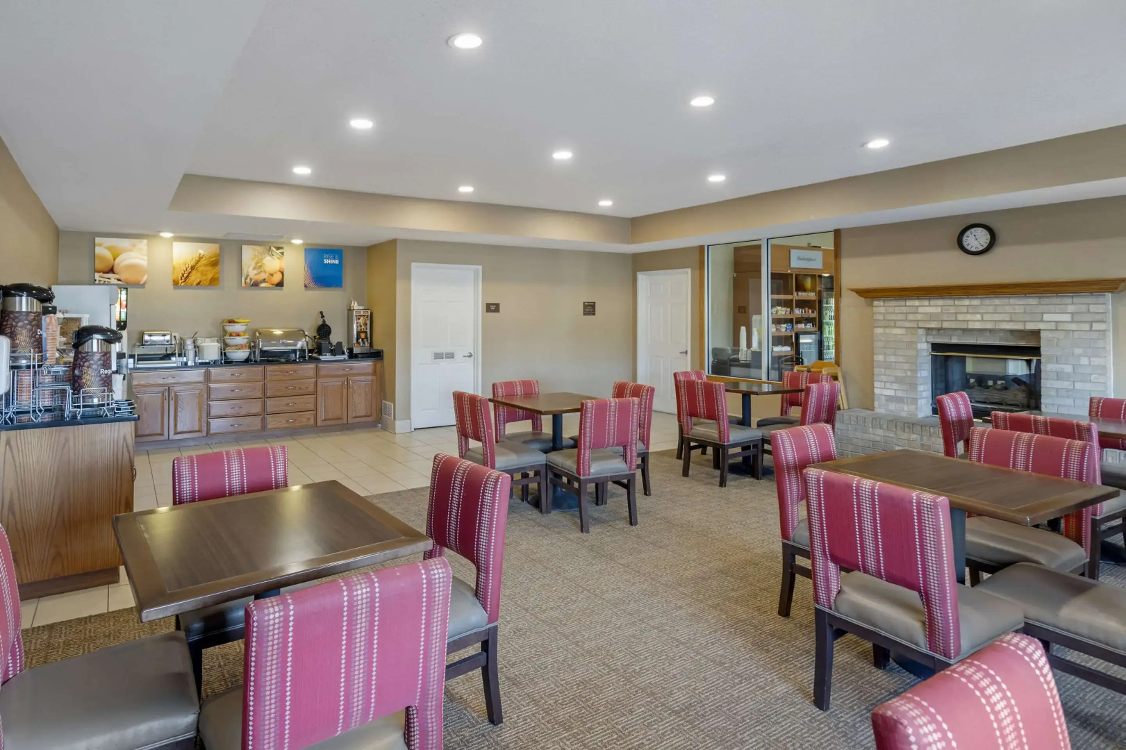 Comfort Suites Normal University area