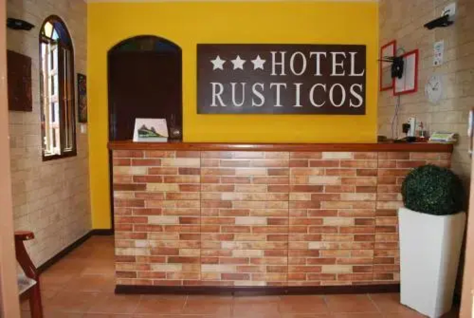 Hotel Rusticos