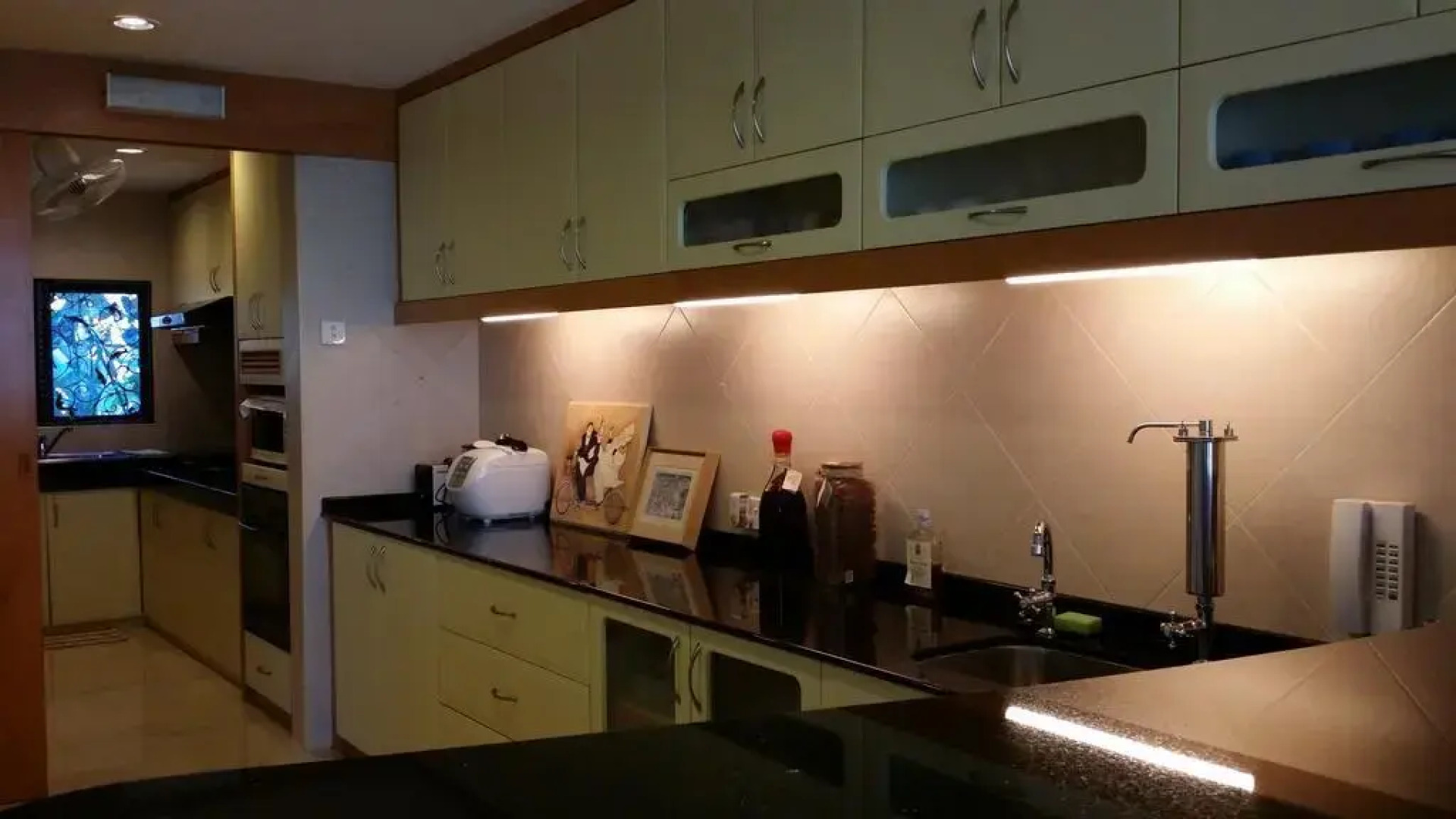 Tropical Sea View & Sunshine