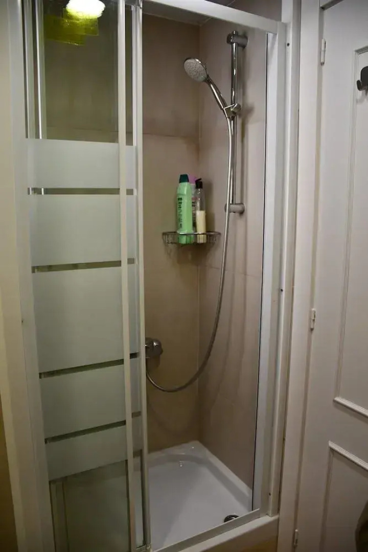 Three Bedroom Apartment in Sants