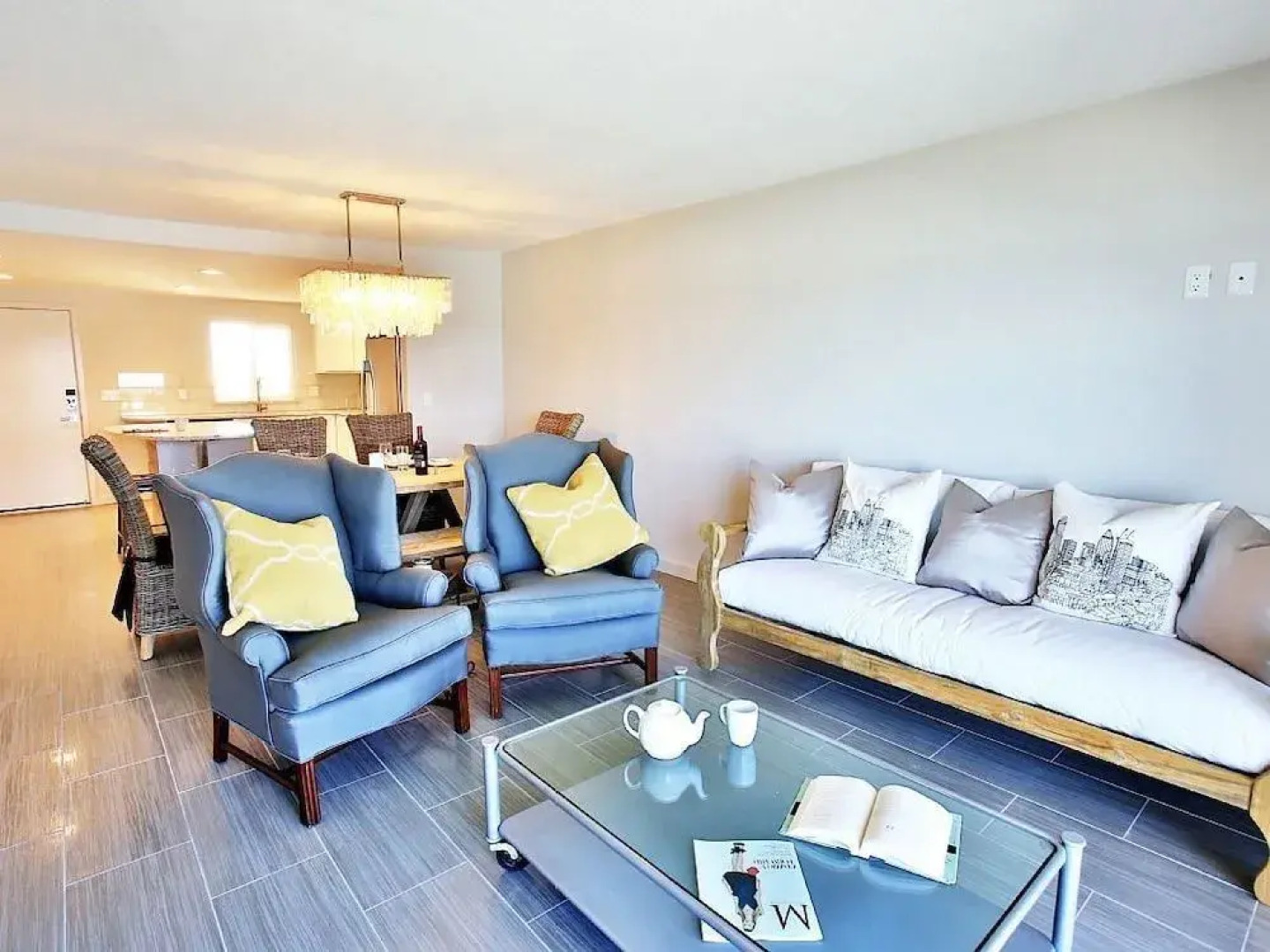 4495 S. Atlantic Ave #306S 2/2 Ocean front - 2 Br condo by RedAwning