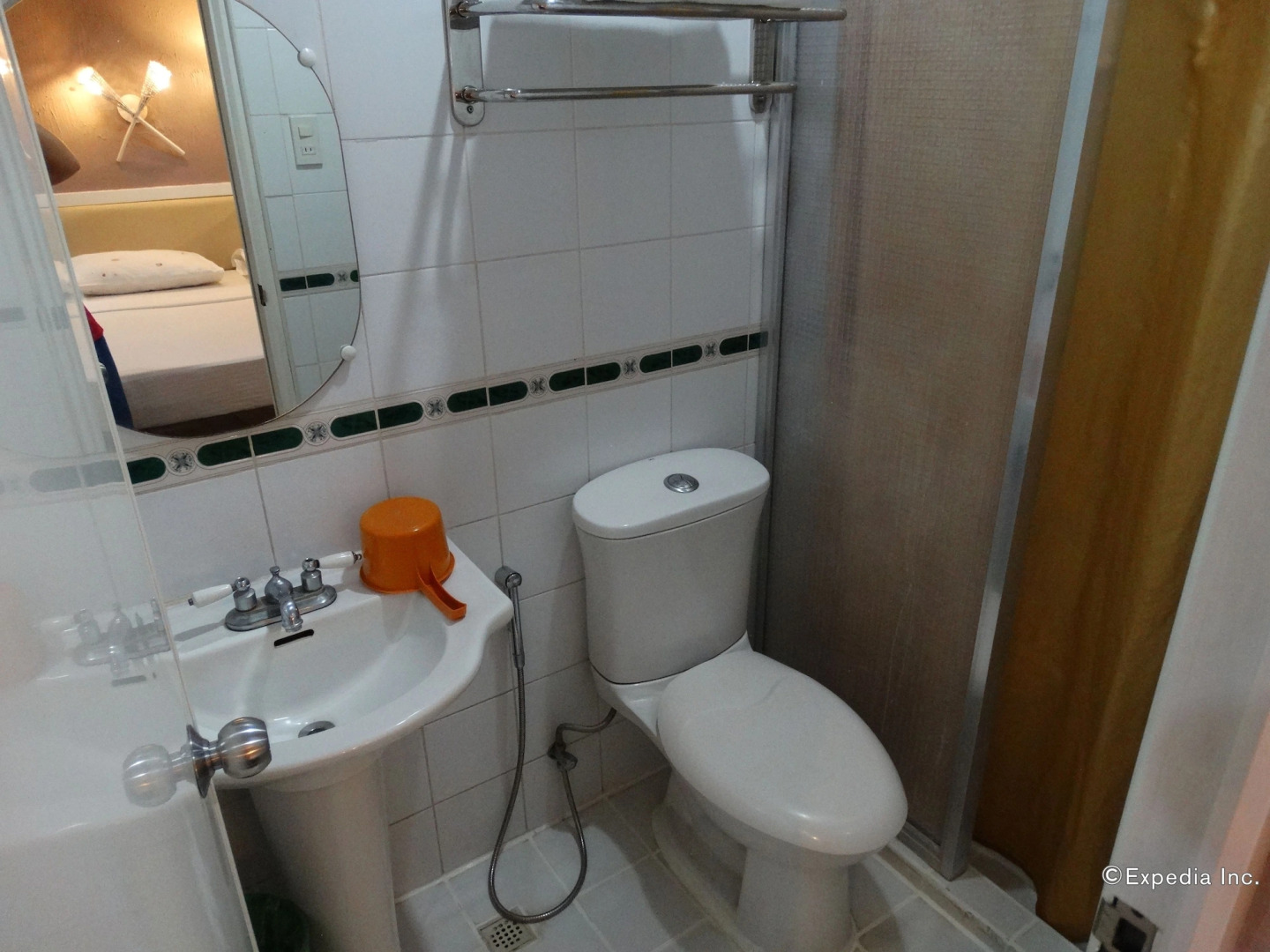 Urban Travellers Hotel