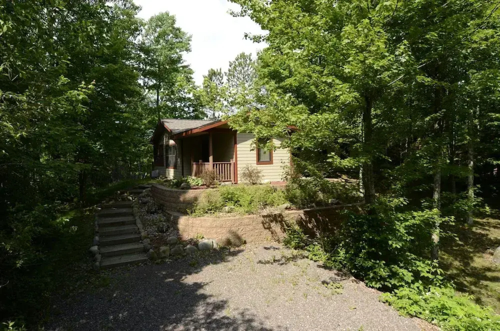 Sunset On The Bay 3 Bedroom Hotel Room by RedAwning