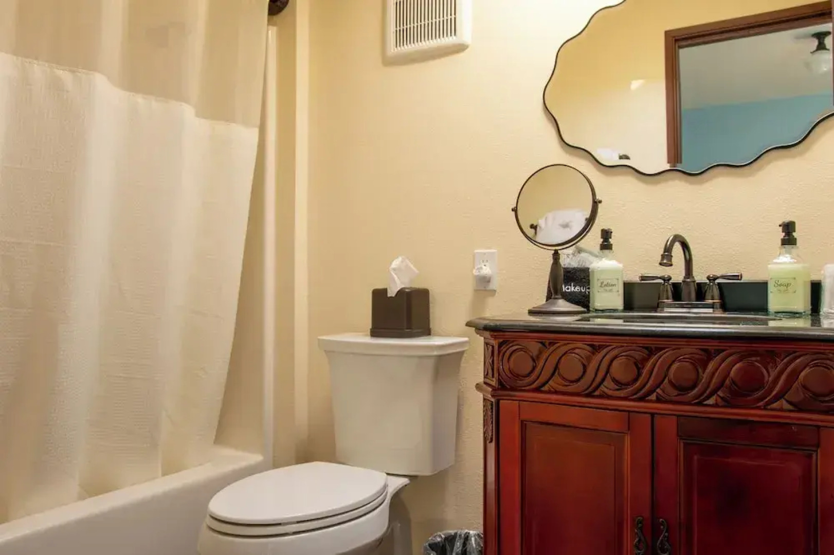 Pearl Inn Bed and Breakfast